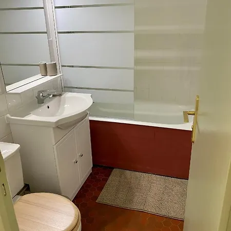 Apartment 1 Piece, Hyper Centre, Grosse Horloge La Rochelle (Charente-Maritime)
